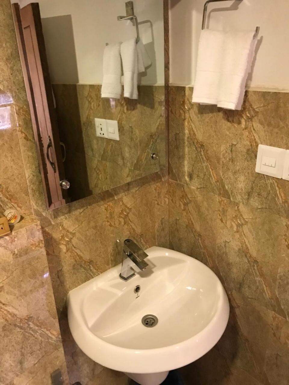 Heranya Yala 加德满都 外观 照片